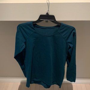Lululemon long sleeve tee